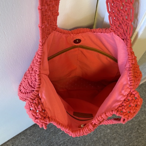 Beautiful Nanette Lenore Macramé Purse/Tote Hand Bag - Picture 3 of 8